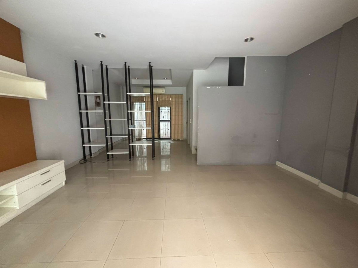 picture For Rent at Baan Klang Krung Ratchavipha - 6/6