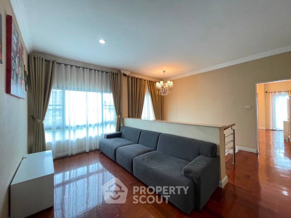 รูป บ้าน 5-ห้องนอน ใน บางรักน้อย (ID 1543686) - รูปที่ 22/37
