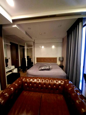 คอนโดให้เช่า : Ashton Chula Silom【𝐑𝐄𝐍𝐓】🔥เรียบหรูเหนือระดับ  ดีไซน์โมเดิร์นพรีเมียมทุกมุม🔥  ติดต่อไลน์ไอดี: @hacondo