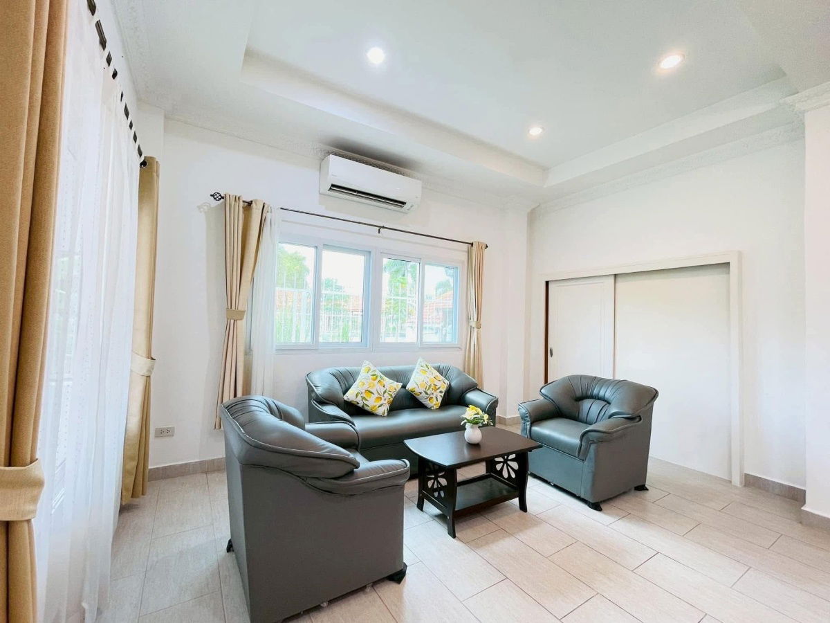 picture Single Storey Detached House in Soi Chaiyapruek Khaomakok Pattaya for Sale - 2/21