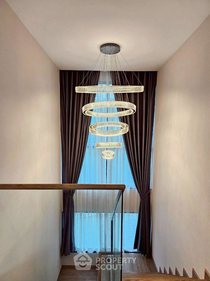 รูป วิลล่า 4-ห้องนอน ใกล้ เมืองพัทยา (ID 2259674) - รูปที่ 19/20