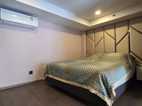 Park Origin Chula Samyan【𝐒𝐄𝐋𝐋 & 𝐑𝐄𝐍𝐓】🔥Spaciously furnished condo with clear partitions and fully furnished.🔥  Contact Line ID: @hacondo
