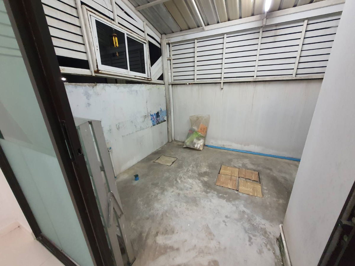 รูป 🏡 ทาวน์โฮม 3 ชั้น หลังมุม “บ้านใหม่ 2 พุทธบูชา 36” เพียง 12000 เอาเฟอร์ 15000 - รูปที่ 9/17