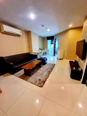 Condos for rent Chiang Mai : Condo for rent in downtown near by 5 min to Chiang Mai University, No.1C703
