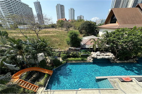 [920471001-1637] One Bedroom Condo for Rent - Club Royal Wongamat