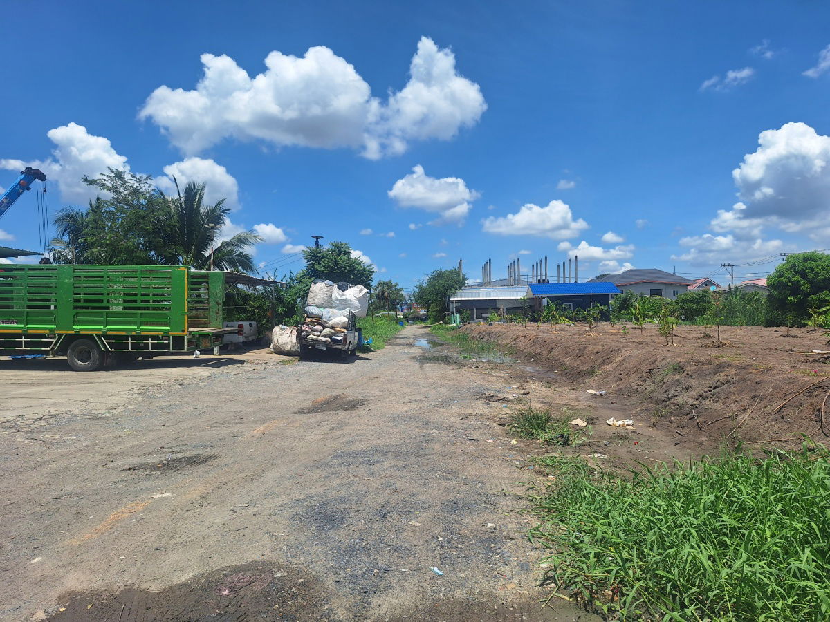 รูป ขายที่ดินเปล่า 97ตร.ว. ซ.พูนศรี4/1 ถ.กรุงเทพ-ปทุมธานี ต.บางขะแยง  อ.เมืองปทุมธานี  จ.ปทุมธานี ขายราคาถูก - รูปที่ 3/6