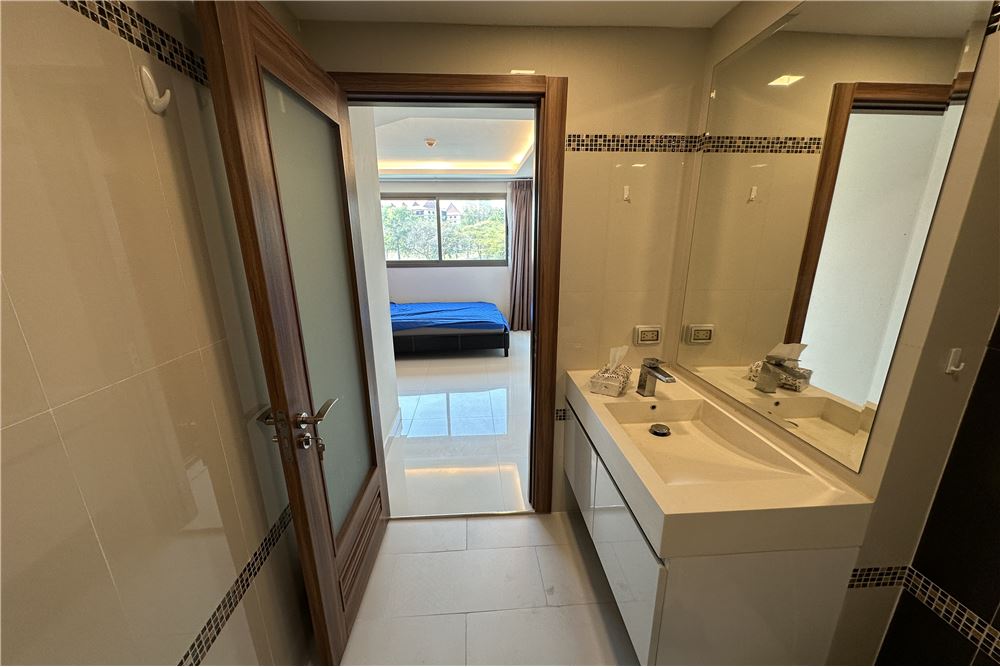 รูป [920471001-1637] One Bedroom Condo for Rent - Club Royal Wongamat - รูปที่ 13/21