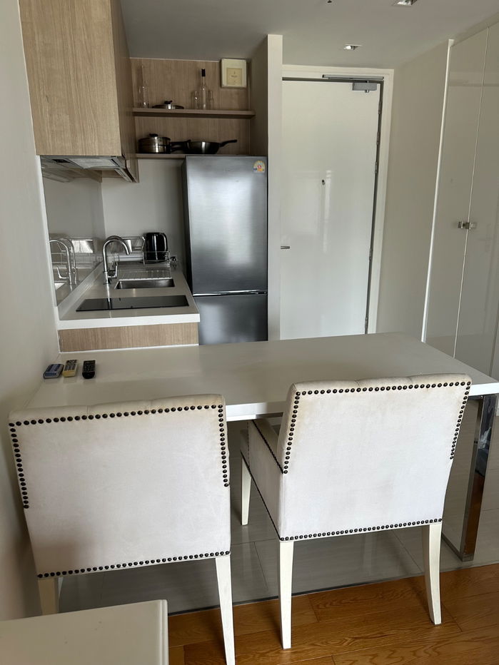 picture For rent 1 bedroom at Circle Living Prototype - 5/12
