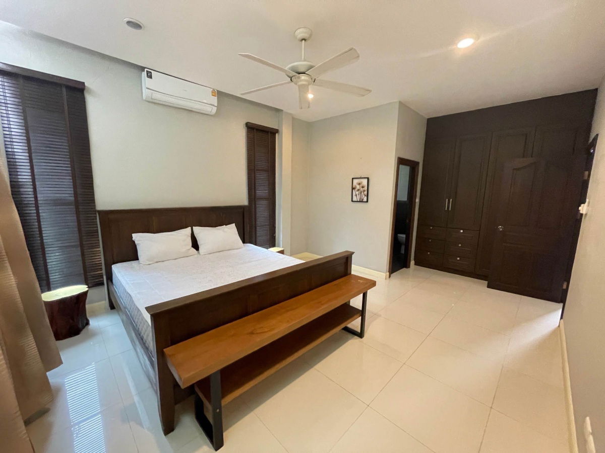 picture Private house For Rent Pattaya - 4/7