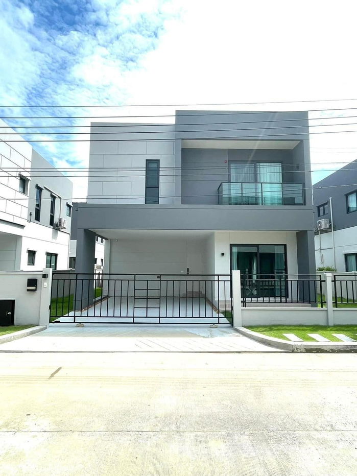picture For rent: Centro Bangna, a detached house with a modern design. Fulfill every family moment. Line ID: @951qfbfi - 11/11