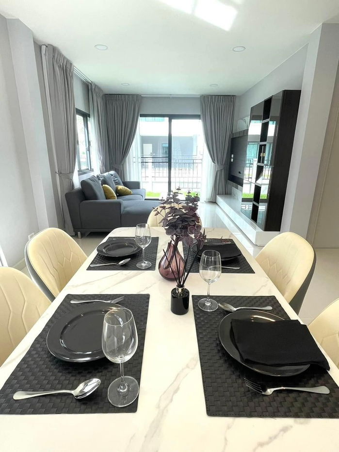 picture For rent: Centro Bangna, a detached house with a modern design. Fulfill every family moment. Line ID: @951qfbfi - 2/11