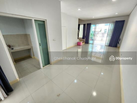 รูป ให้เช่าบ้านกลางเมือง ลาดพร้าว87 20ตรวา. 3ห้องนอน 3น้ำ 2จอด บ้านใหม่มากๆ 28,000/เดือน - รูปที่ 22/54