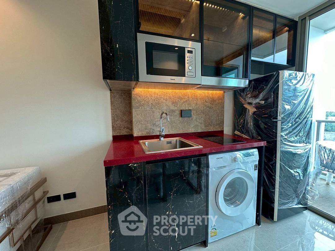picture 1-BR Condo at The Riviera Ocean Drive close to Jomtien Beach (ID 2260619) - 2/5