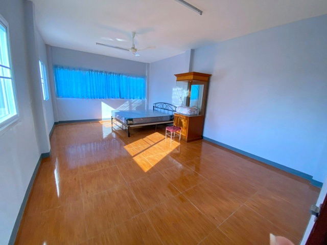 รูป ตลาดท่าเสด็จ 900 ม.พร้อมเฟอร์ ให้เช่าโฮมออฟฟิศ 2 ชั้น ใหม่เอี่ยม 3นอน โลตัส หนองคาย ถนนคนเดิน หนองคาย 550 ม. 3 น้ำ ถ.หนองคาย-โพนพิสัย - รูปที่ 5/8