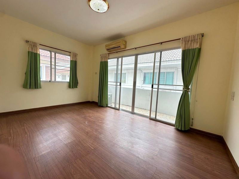 picture Second-hand detached house for sale, Piyawat Village, Bangsaen, Ban Puk, Chonburi - 10/19