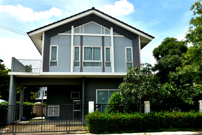 เช่าบ้านเดี่ยว ปากเกร็ด นนทบุรี : บ้านเดี่ยว 2 ชั้น ให้เช่า หมู่บ้าน เพอร์เฟค พาร์ค แจ้งวัฒนะ 
