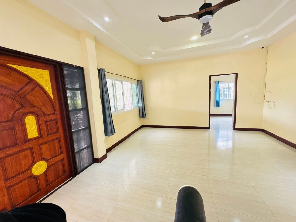 picture Single house for rent, good atmosphere, Chak Nok, Pattaya, small pets allowed - 9/22