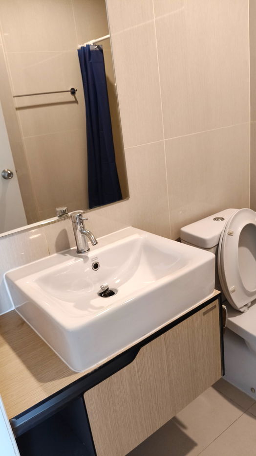 picture Condo for rent parkland phetkasem  - 9/10