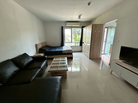 #st19910 ให้เช่า   Iris Avenue คอนโด  พร้อมเข้าอยู่วันนี้ – ห้องพร้อมเฟอร์นิเจอร์ครบ