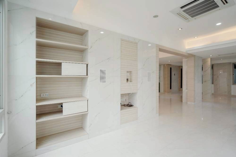 รูป ★ Rare Unit ★ ทาวน์โฮม 3 ชั้น 4 ห้องนอน 6 ห้องน้ำ 2 ที่จอดรถ | ขนาดที่ดิน 48.00 ตร.ว. พื้นที่ใช้สอย 440.00 ตร.ม. | ใกล้ BTS อโศก, รงเรียนนานาชาติ NIST - รูปที่ 10/20