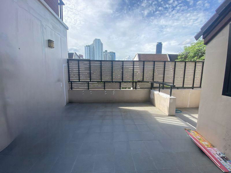 รูป LTHC13045 – House for Rent (บ้านให้เช่า) in Phromphong (พร้อมพงษ์) Size 390 sqm. 4 Bed 5 Bath ONLY 90K/Month - รูปที่ 11/14