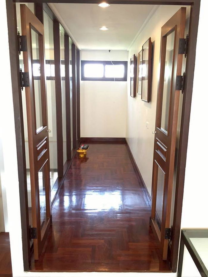 รูป ❖ Prime Location ❖ บ้านเดี่ยว 2 ชั้น 4 ห้องนอน 5 ห้องน้ำ 15 ที่จอดรถ | ขนาดที่ดิน 340.00 ตร.ว. พื้นที่ใช้สอย 800.00 ตร.ม. | ใกล้ BTS สถานีพระโขนง - รูปที่ 20/21