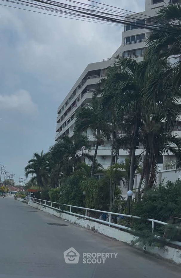 picture Studio Condo at Angket Condominiums close to Pattaya (ID 2262474) - 14/14