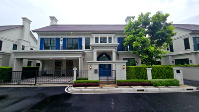 ขายบ้านเดี่ยว : ดีลพิเศษ! บ้านหรูพื้นที่ใช้สอย 330 ตร.ม. ทำเลหน้าสวนส่วนกลาง ความเป็นส่วนตัวสูง ในราคา 47 ล้านบาท โครงการณริณสิริ กรุงเทพกรีฑา