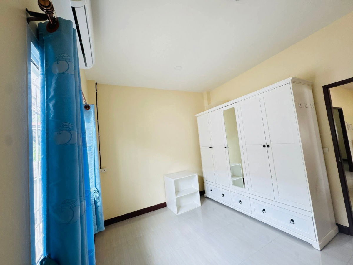 picture Single house for rent, good atmosphere, Chak Nok, Pattaya, small pets allowed - 14/22