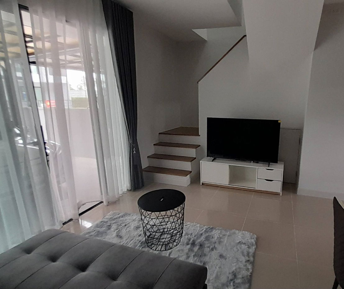 picture 2-storey townhouse for rent in the Pleno Sukhumvit Bangna 2 project - 4/5