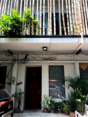 Townhouses for rent Krung Kasam Road  : 🏠 House for rent - Phra Nakhon District (Old Town Center) near MRT Sam Yot 40,000 baht Property Code: RS1497