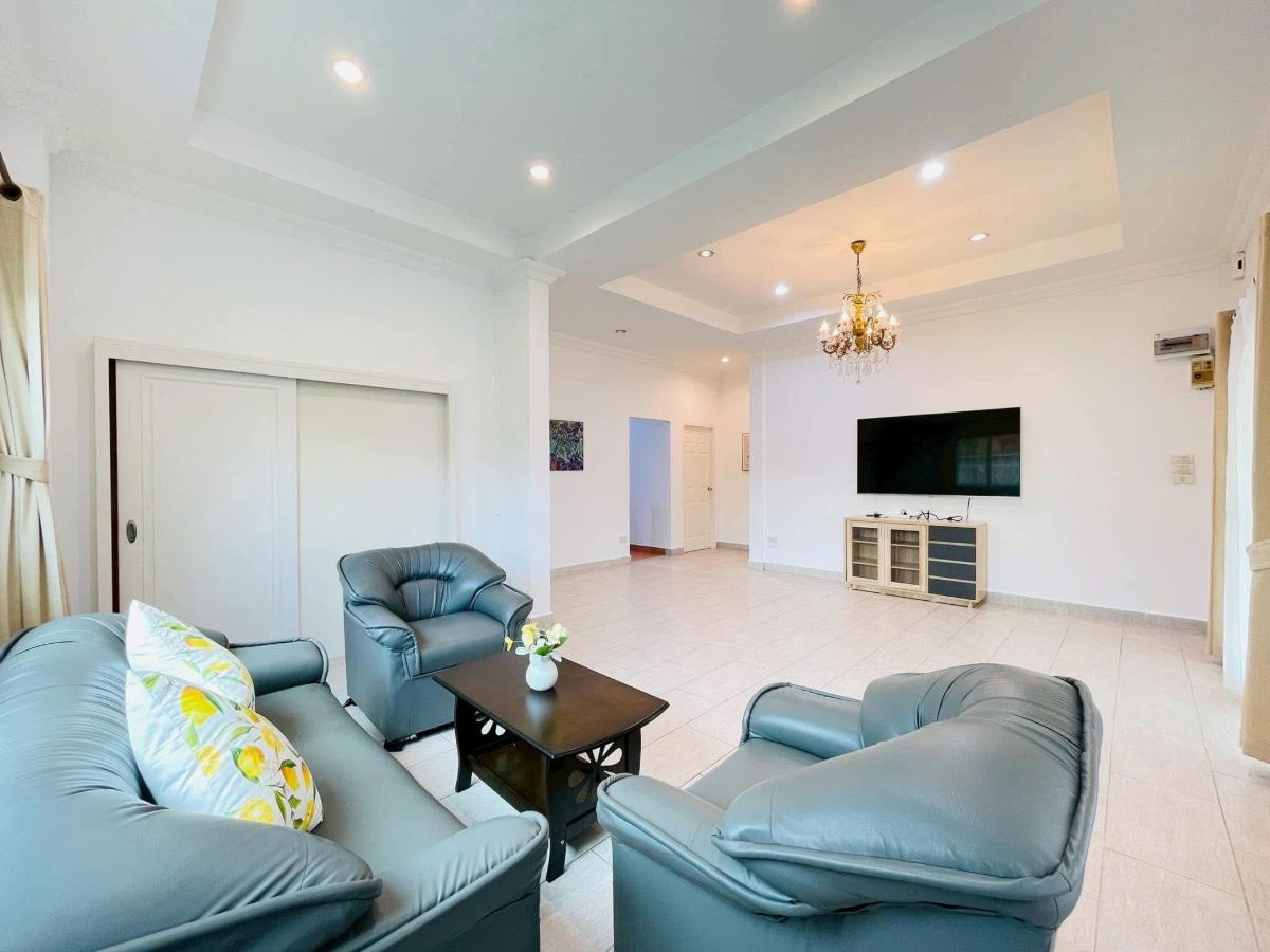 picture Single Storey Detached House in Soi Chaiyapruek Khaomakok Pattaya for Sale - 3/21