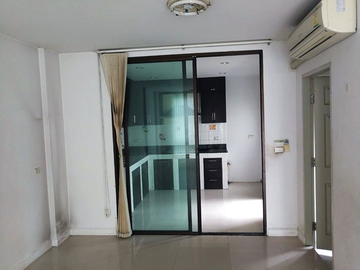 รูป ให้เช่าทาวน์โฮม 3 ชั้น โครงการอารียา โมว่า, ลาดปลาเค้า - รูปที่ 7/8