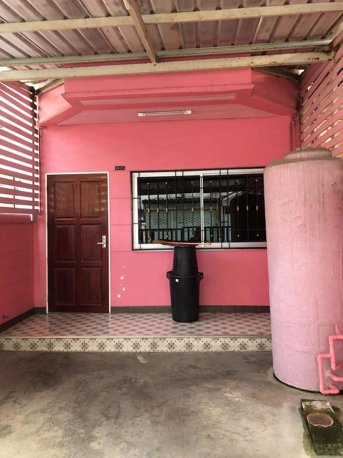picture A Must-See Home! Beautiful house in a prime location. Special price in the Sri Dan area, with easy access to the Yellow Line MRT. - 1/5
