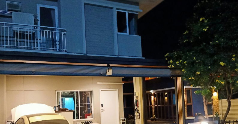 Houses for sale : Urgent sale, single house with a small house and a small private swimming pool in the middle of the house, The Plant On Nut-Motorway