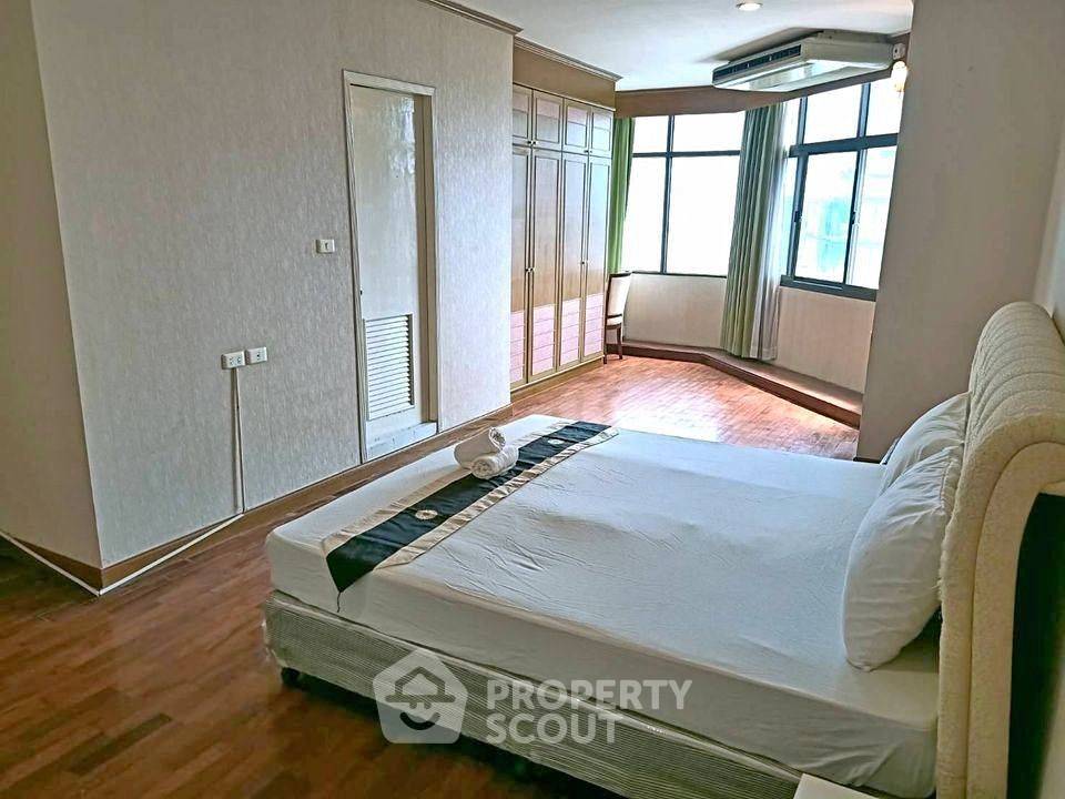 picture 2-BR Condo at The Waterford Park Sukhumvit 53 Condominium near BTS Thong Lor (ID 1084714) - 2/19