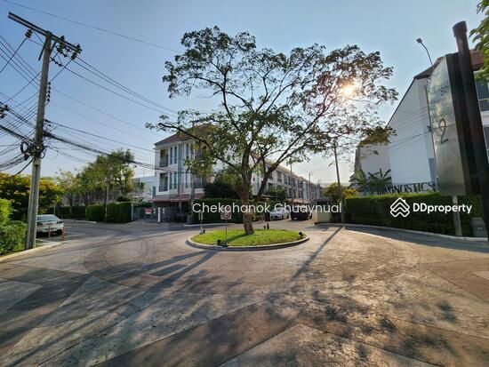 รูป ให้เช่าบ้านกลางเมือง ลาดพร้าว87 20ตรวา. 3ห้องนอน 3น้ำ 2จอด บ้านใหม่มากๆ 28,000/เดือน - รูปที่ 48/54