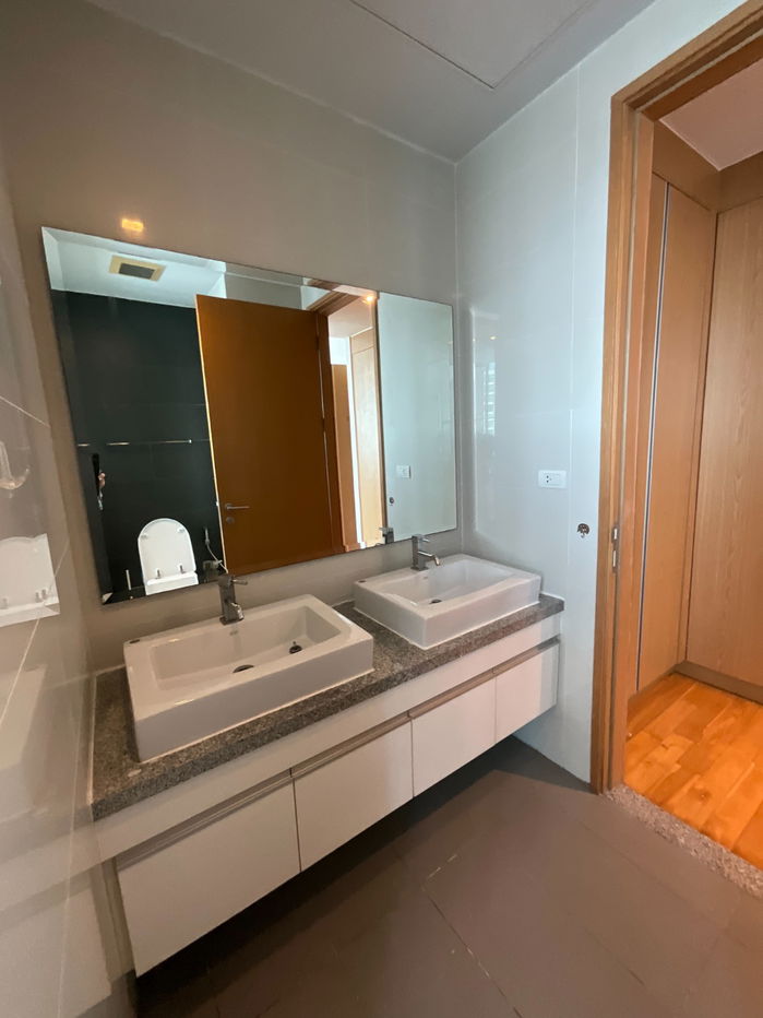 picture The Millenium Residence - Luxury Condo 3 Bedroom 147 Sqm - 14/20