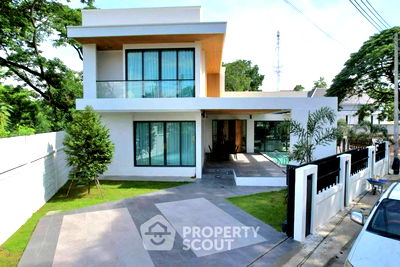 บ้านเดี่ยว ถนนจอมเทียนสาย 2 : วิลล่า 4-ห้องนอน ใกล้ เมืองพัทยา (ID 2259674)