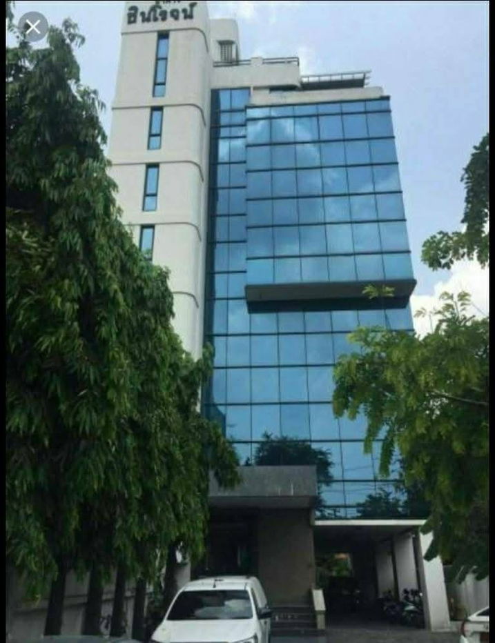 รูป ให้เช่า  พื้นที่สำนักงาน ออฟฟิศ  อาคารชินโรจน์ ติดถนนรัชดาภิเษก บริเวณสี่แยกประชานุกูล ชั้น 4 พท. 280 ตรม. ตกแต่งพร้อมอยู่ ค่าเช่าเดือนละ 78,400 บาท * - รูปที่ 14/16