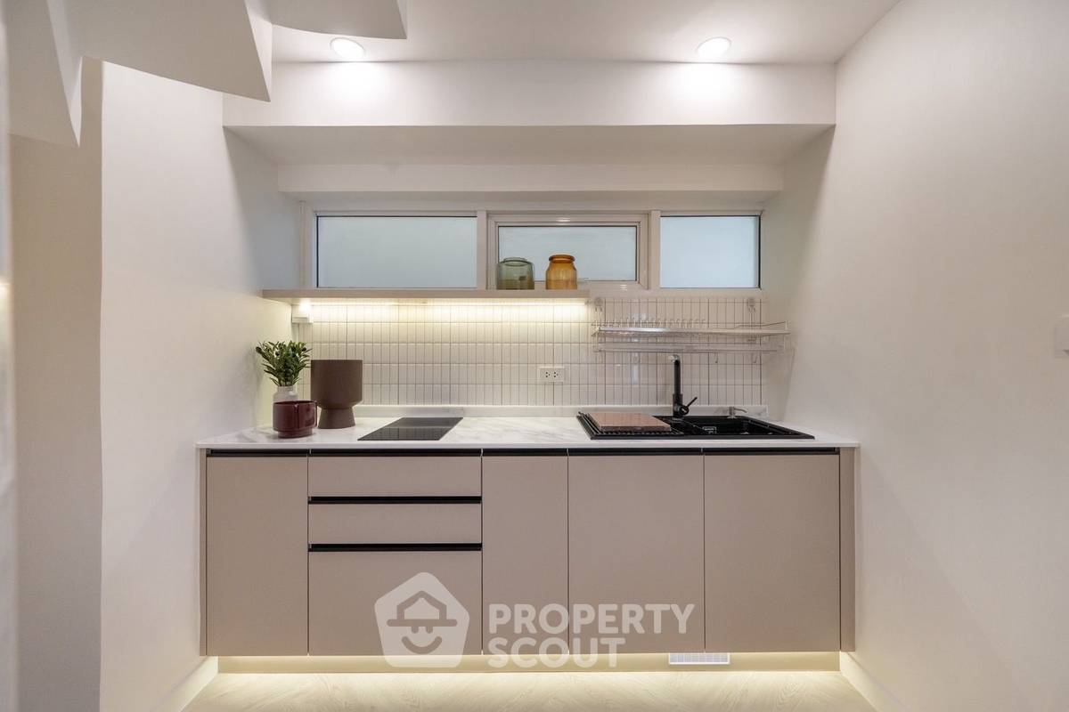 picture 2-BR Condo at Thonglor Tower Condominium near BTS Thong Lor (ID 2261456) - 6/24