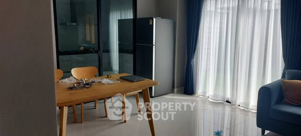 picture 3-BR Townhouse in Hua Mak (ID 2261646) - 9/14