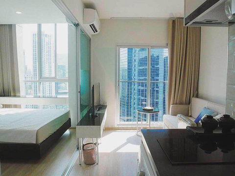 For Rent Condo NOBLE REVOLVE RATCHADA 2 Building 1, Floor 26,1 bed room, Room size 26.00 sqm