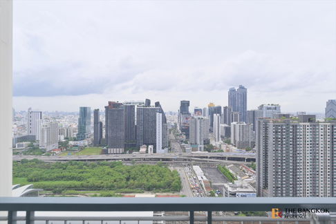 Q Asoke - ไลฟ์สไตล์ใจกลางเมือง ติด MRT เพชรบุรี ARL BTS 