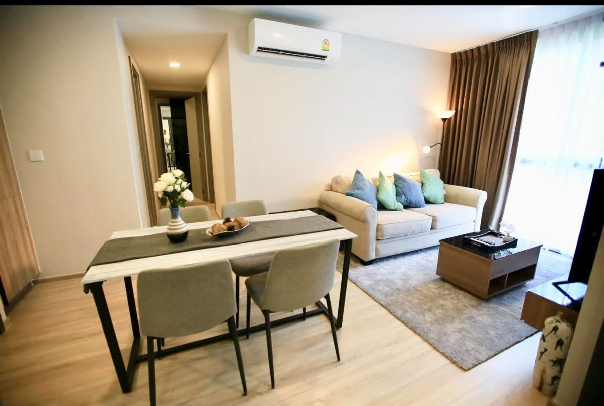 รูป code : B109 ให้เช่าคอนโด ทากะ เฮาส์ เอกมัย 10 (Taka Haus Ekkamai 10) | ห้องมุม ชั้น 3 ติดสระ มีสวนญี่ปุ่นส่วนตัว ตกแต่งบิ้วอินทั้งห้อง - รูปที่ 3/20