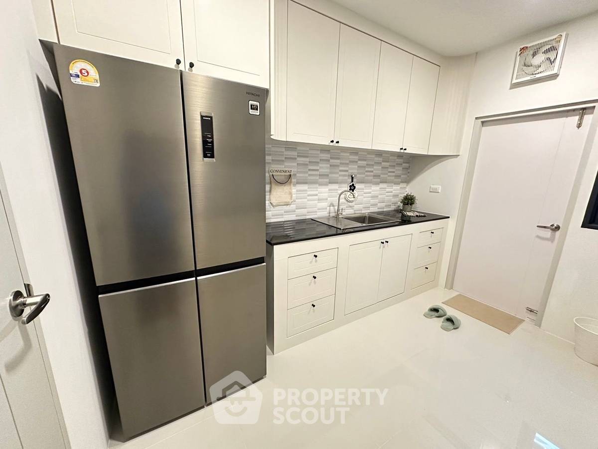 picture 4-BR House at Centro Bangna in Bang Kaeo (ID 2264056) - 5/18