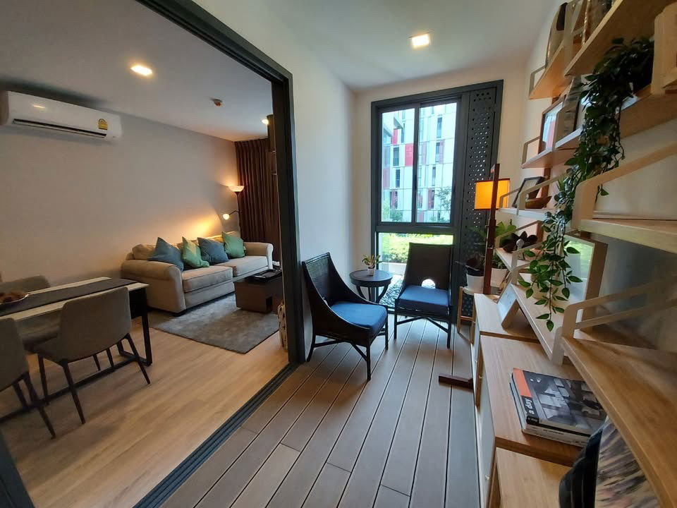 picture For rent Taka Haus Ekkamai (BTS Ekkamai) - 7/12