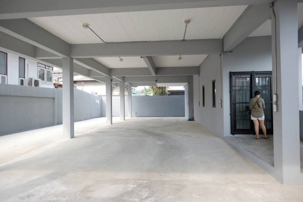 picture Home office for rent near The Nine Rama 9, prime location, suitable for a company/studio/office. - 2/12