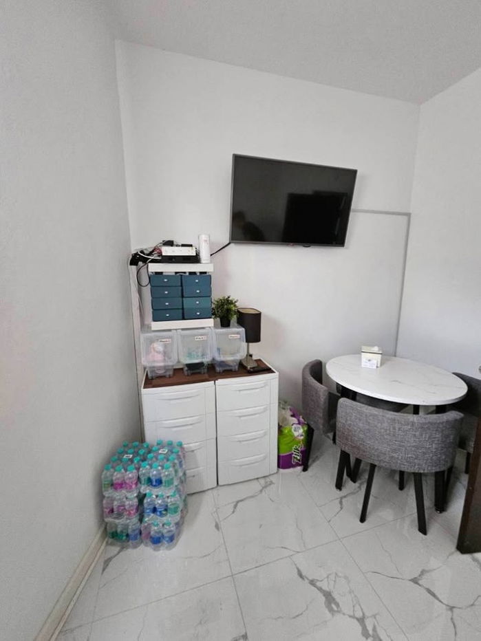 picture Home office for rent near The Nine Rama 9, prime location, suitable for a company/studio/office. - 9/12