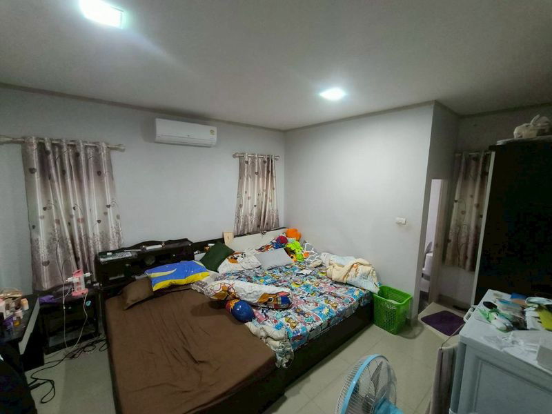 รูป ขายบ้านเดี่ยวมือสอง โครงการบ้าน เดอะบลิส บึง ศรีราชา ชลบุรี  - รูปที่ 4/17